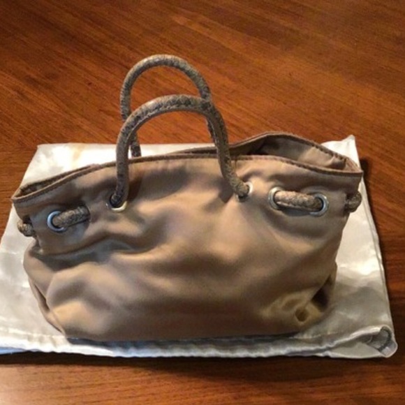 Handbag - Picture 7 of 7